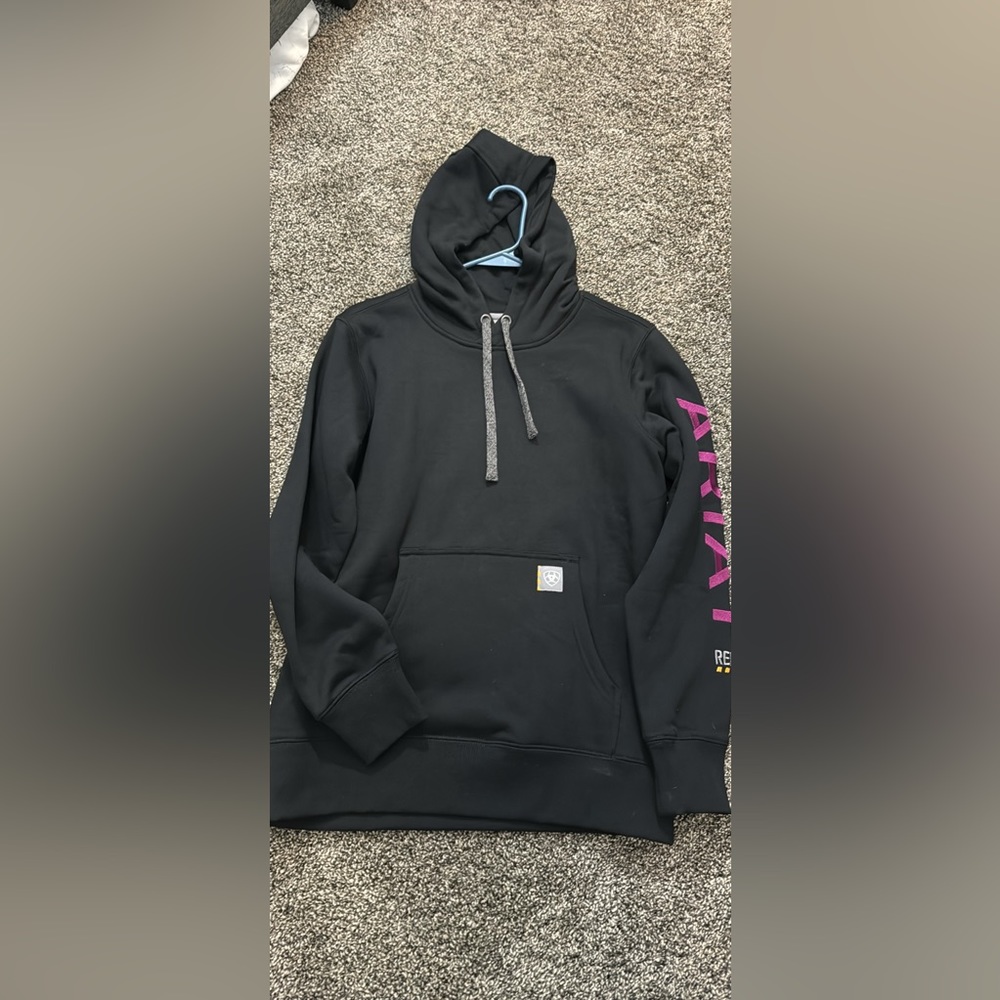 Womens ariat hoodie small